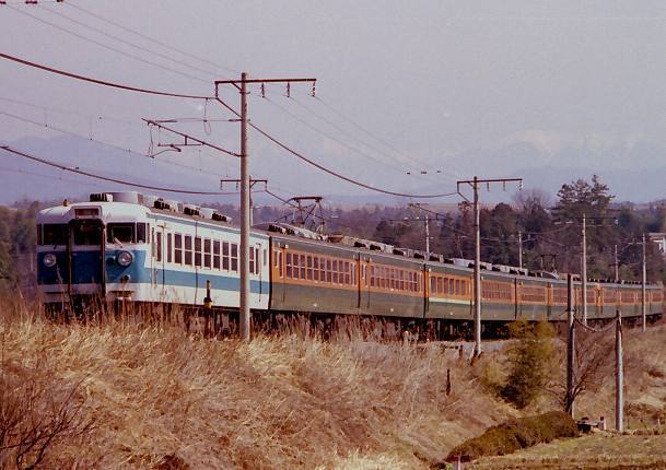 国鉄153系 冷房車 新快速色 中間2両Iセット (モハ152+モハ153Ｍ) - 鉄道模型の総合メーカー 株式会社エンドウ オンラインショップ
